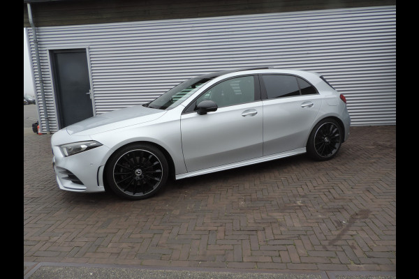 Mercedes-Benz A-Klasse 220 Launch Edition Premium Plus panorama dak sfeerlicht vol vol