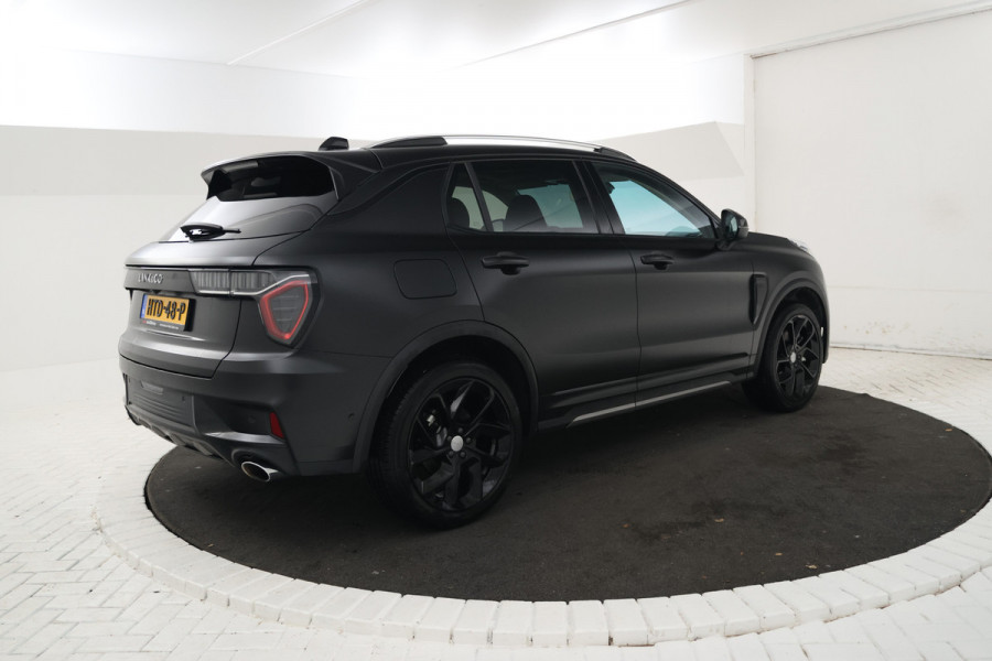 Lynk & Co 01 1.5 UNIEK! FULL WRAP!