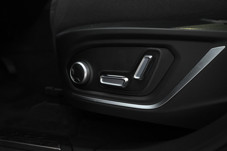 Lynk & Co 01 1.5 UNIEK! FULL WRAP!