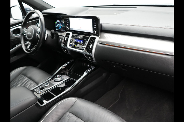 Kia Sorento 1.6 T-GDI Plug-in Hybrid 4WD ExecutiveLine 265pk Dealer O.H | Panodak | Trekhaak Afn. | Adaptive Cruise | Lederen Comfortzetels Ventilatie & Memory | 360 Camera | Head Up | BOSE | Cameraspiegels | Matrix LED |