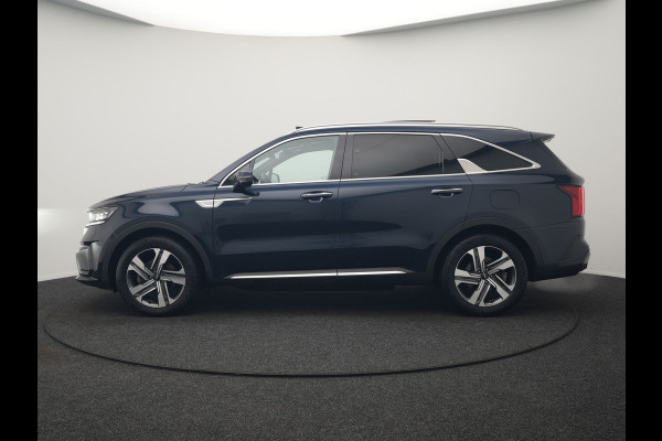 Kia Sorento 1.6 T-GDI Plug-in Hybrid 4WD ExecutiveLine 265pk Dealer O.H | Panodak | Trekhaak Afn. | Adaptive Cruise | Lederen Comfortzetels Ventilatie & Memory | 360 Camera | Head Up | BOSE | Cameraspiegels | Matrix LED |