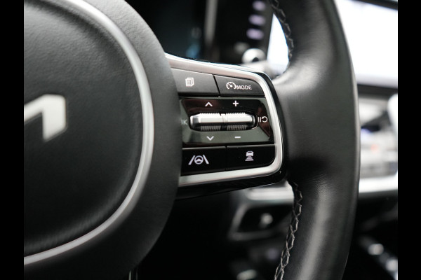 Kia Sorento 1.6 T-GDI Plug-in Hybrid 4WD ExecutiveLine 265pk Dealer O.H | Panodak | Trekhaak Afn. | Adaptive Cruise | Lederen Comfortzetels Ventilatie & Memory | 360 Camera | Head Up | BOSE | Cameraspiegels | Matrix LED |