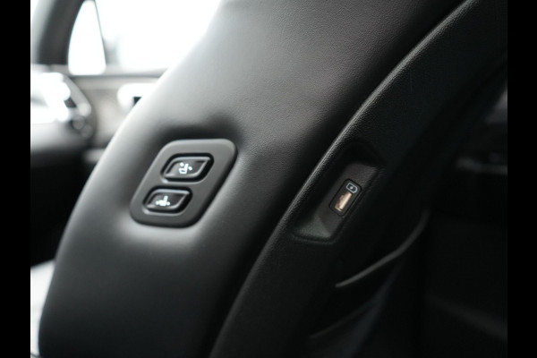 Kia Sorento 1.6 T-GDI Plug-in Hybrid 4WD ExecutiveLine 265pk Dealer O.H | Panodak | Trekhaak Afn. | Adaptive Cruise | Lederen Comfortzetels Ventilatie & Memory | 360 Camera | Head Up | BOSE | Cameraspiegels | Matrix LED |