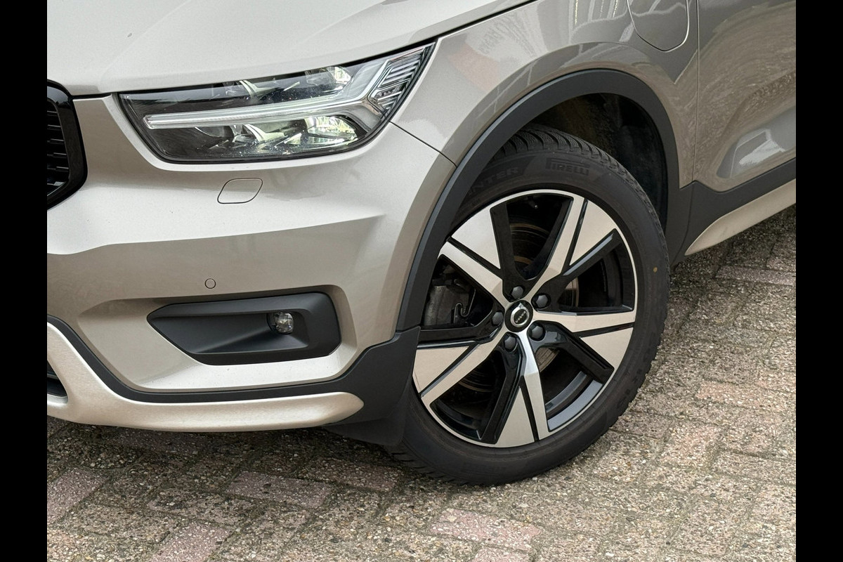 Volvo XC40 1.5 T5 Recharge R-Design NL-auto | Schuif- Kanteldak | H&K | Trekhaak | Stoelverwarming | Memory |