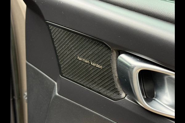 Volvo XC40 1.5 T5 Recharge R-Design NL-auto | Schuif- Kanteldak | H&K | Trekhaak | Stoelverwarming | Memory |