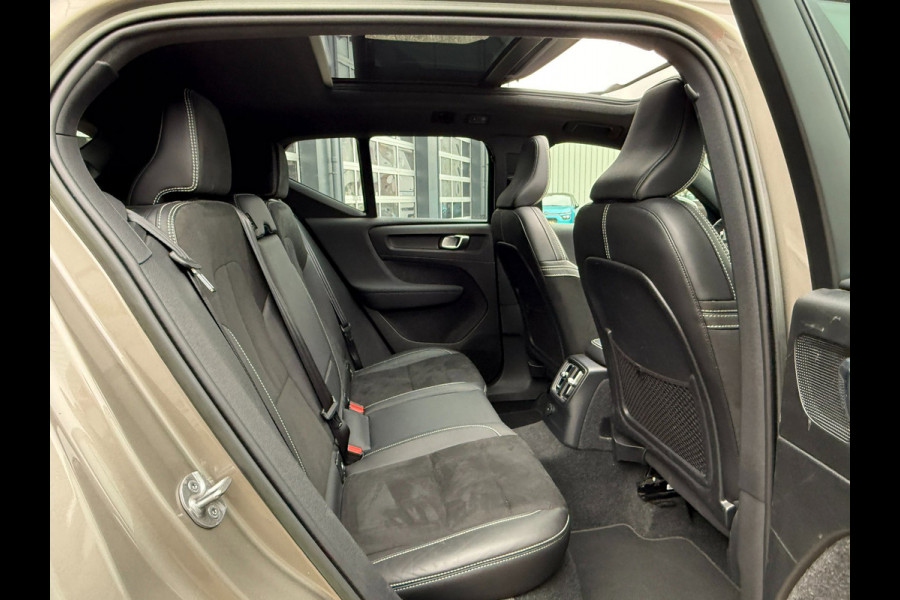 Volvo XC40 1.5 T5 Recharge R-Design NL-auto | Schuif- Kanteldak | H&K | Trekhaak | Stoelverwarming | Memory |
