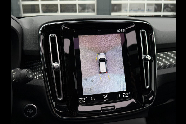 Volvo XC40 1.5 T5 Recharge R-Design NL-auto | Schuif- Kanteldak | H&K | Trekhaak | Stoelverwarming | Memory |