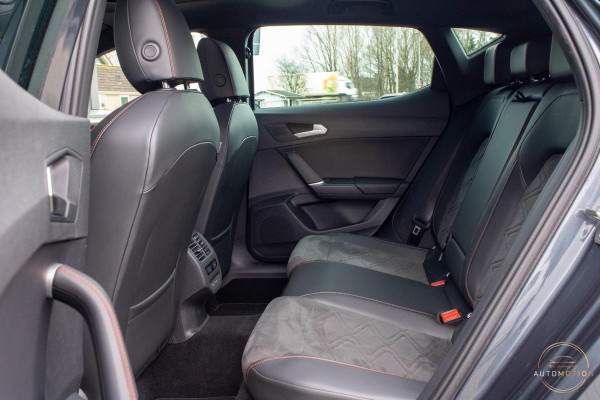 Seat Leon 1.4 TSI eHybrid PHEV FR Bus. Intens. PANO MEMORY CAMERA ADAPTIEF