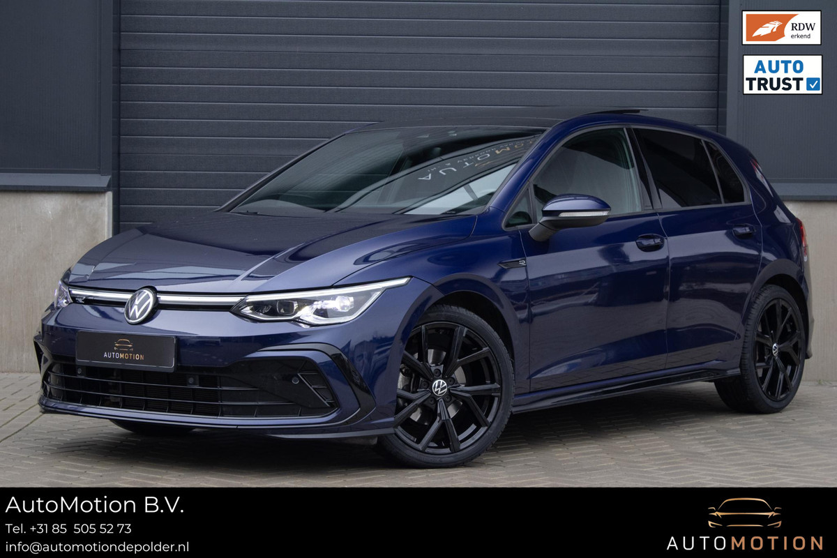 Volkswagen Golf 1.5 eTSI R-Line Business+ PANO CAMERA ACC CARPLAY