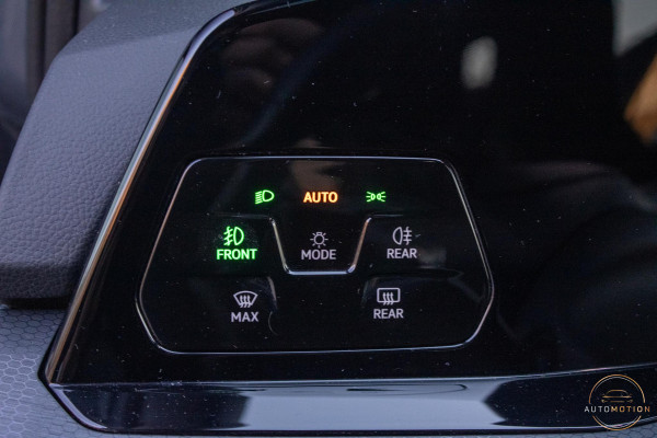 Volkswagen Golf 1.4 eHybrid GTE PANO IQ LIGHTS CAMERA ACC