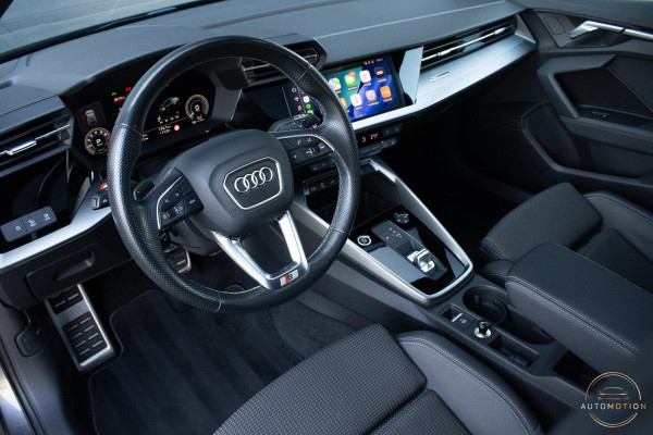 Audi A3 Sportback 40 TFSIe S line Panoramadak Elektrische Stoelverwarming Sfeerverlichting