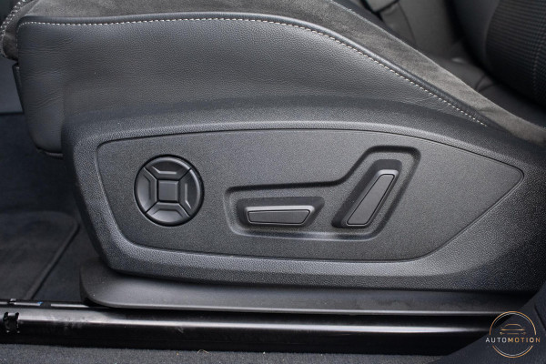 Audi A3 35 TFSI PANO S LINE LEDER CAMERA ELEKTRISCHE STOELEN
