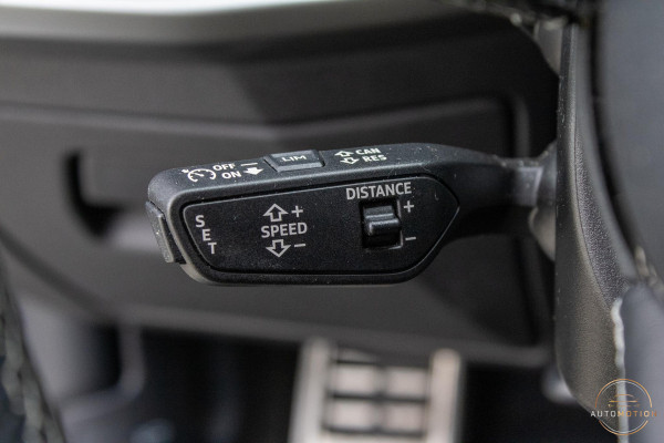 Audi A3 35 TFSI PANO S LINE LEDER CAMERA ELEKTRISCHE STOELEN