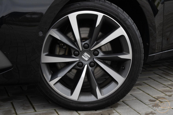 Seat Leon 1.4 TSI eHybrid PHEV FR Business Intense PANO CAMERA ACC SFEER