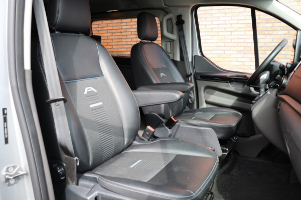 Ford Transit Custom 320 2.0 TDCI 170 PK L2H1 Active DC | Dubbel Cabine | ACC | BLIS | Elek stoelen | Lederen bekleding | CarPlay | Camera | Navigati | Trekhaak | DAB | Stoelverwarming | Nieuwe APK | 5-Zitter