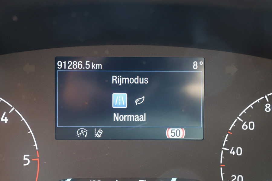 Ford Transit Custom 320 2.0 TDCI 170 PK L2H1 Active DC | Dubbel Cabine | ACC | BLIS | Elek stoelen | Lederen bekleding | CarPlay | Camera | Navigati | Trekhaak | DAB | Stoelverwarming | Nieuwe APK | 5-Zitter