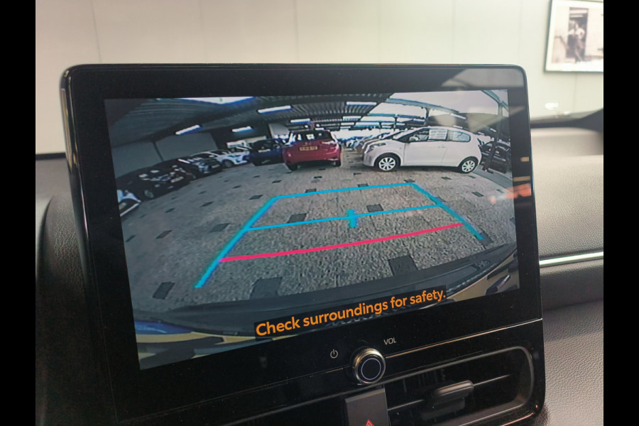 Toyota Yaris Cross 1.5 Hybrid 115 First Edition Rijklaar + Fabrieksgarantie Henk Jongen Auto's in Helmond,  al 50 jaar service zoals 't hoort!