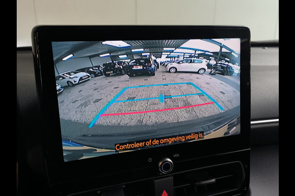 Toyota Yaris Cross 1.5 Hybrid 115 First Edition Rijklaar + Fabrieksgarantie Henk Jongen Auto's in Helmond,  al 50 jaar service zoals 't hoort!