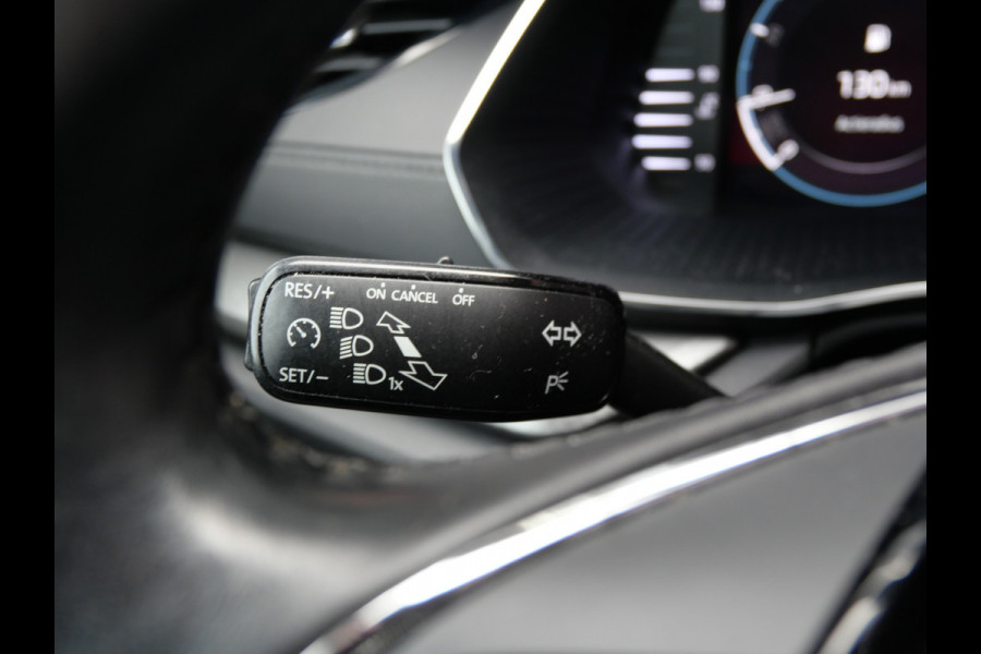 Škoda Octavia Combi 1.0 TSI BUSINESS | PANORAMA | DIGI DASH | LED | TREKHAAK | DEALER O-H!!