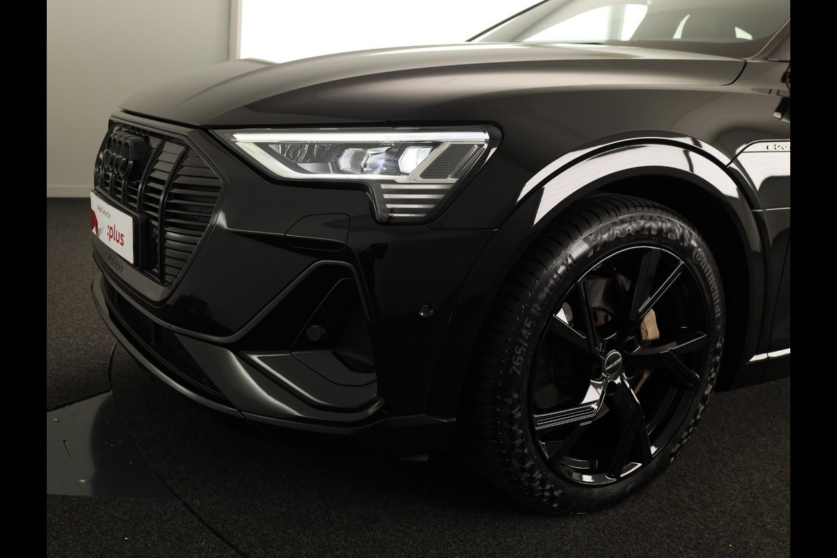 Audi e-tron Sportback 55 quattro S edition 95 kWh 408 pk | Navigatie | Panoramadak | Parkeersensoren | Achteruitrijcamera | Lichtmetalen velgen 21" | Stoelverwarming | S-Line |