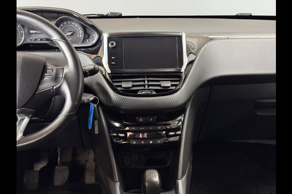 Peugeot 2008 1.2 PureTech Allure | Navi | Cruise