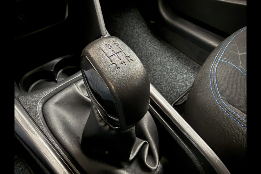 Peugeot 2008 1.2 PureTech Allure | Navi | Cruise