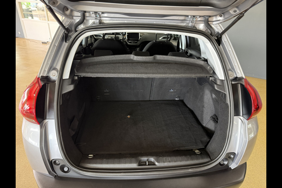 Peugeot 2008 1.2 PureTech Allure | Navi | Cruise