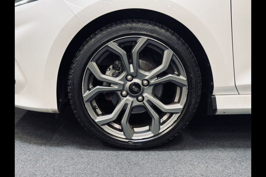 Ford Fiesta 1.0 EcoBoost ST-Line | Panorama | WinterPack | NAP