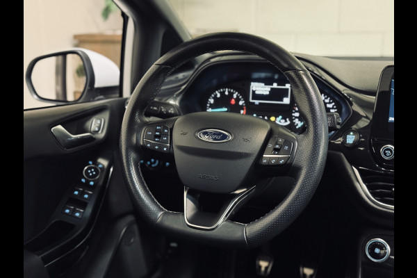 Ford Fiesta 1.0 EcoBoost ST-Line | Panorama | WinterPack | NAP