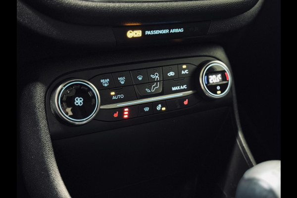 Ford Fiesta 1.0 EcoBoost ST-Line | Panorama | WinterPack | NAP