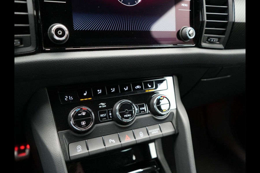 Škoda Kodiaq 1.5 TSI Sportline Business 150pk DSG | Trekhaak Af Fabriek | Adaptive Cruise | Camera | Alcantara Sportstoelen Memory & Verwarmd | Keyless | Sfeerverlichting | Apple Carplay | Virtual | Navigatie | DAB |