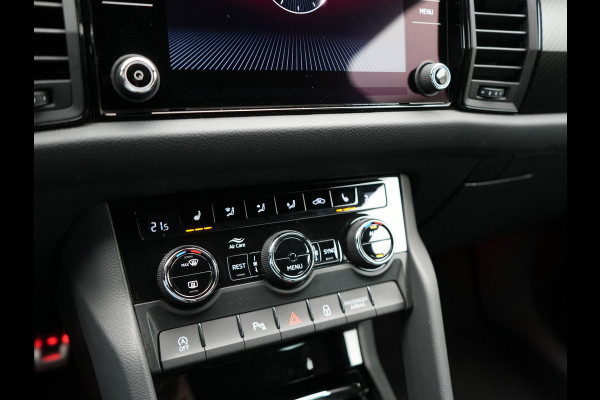 Škoda Kodiaq 1.5 TSI Sportline Business 150pk DSG | Trekhaak Af Fabriek | Adaptive Cruise | Camera | Alcantara Sportstoelen Memory & Verwarmd | Keyless | Sfeerverlichting | Apple Carplay | Virtual | Navigatie | DAB |