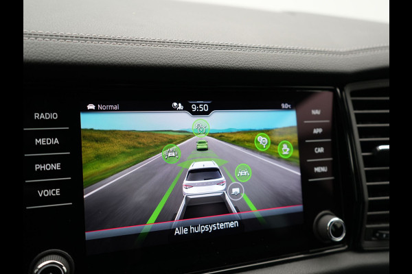 Škoda Kodiaq 1.5 TSI Sportline Business 150pk DSG | Trekhaak Af Fabriek | Adaptive Cruise | Camera | Alcantara Sportstoelen Memory & Verwarmd | Keyless | Sfeerverlichting | Apple Carplay | Virtual | Navigatie | DAB |