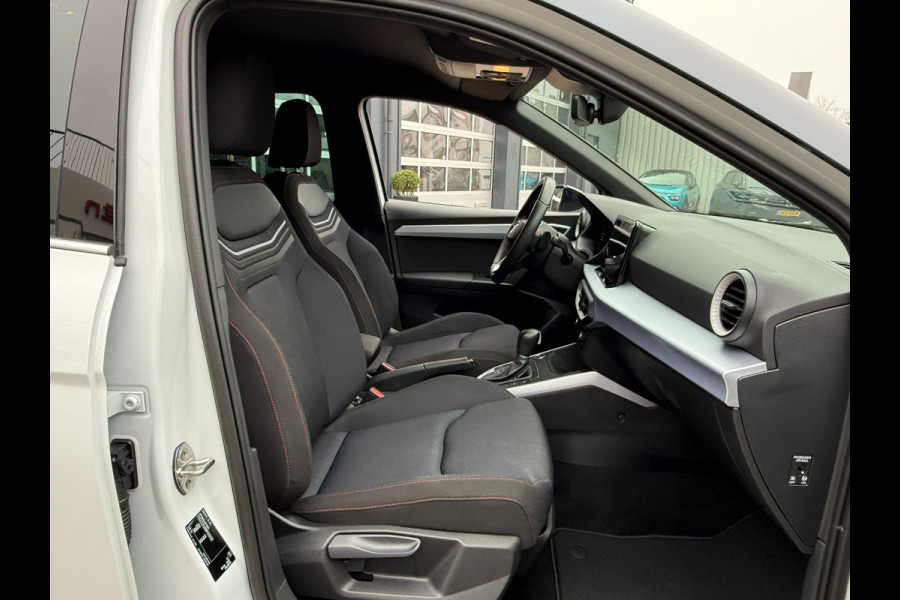 Seat Arona 1.0 EcoTSI FR Anniversary Automaat | Camera | Stoelverwarming | 4s banden |