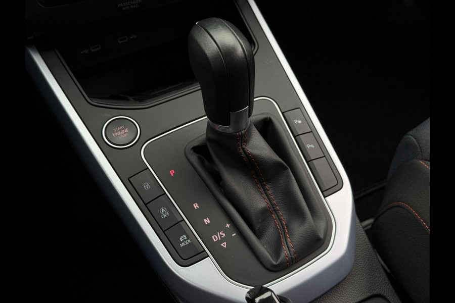 Seat Arona 1.0 EcoTSI FR Anniversary Automaat | Camera | Stoelverwarming | 4s banden |