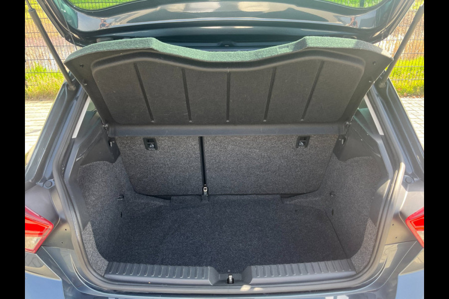 Seat Ibiza 1.0 TSI Flex| PDC | Camera | Navi | Carplay |