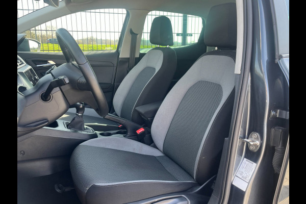 Seat Ibiza 1.0 TSI Flex| PDC | Camera | Navi | Carplay |