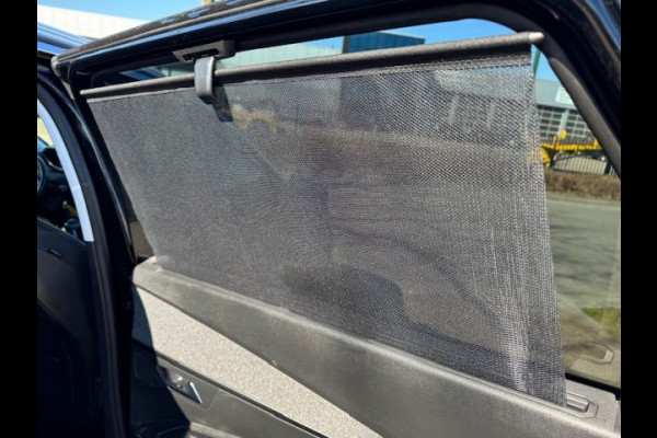 Peugeot 5008 1.2 PureTech Allure 7 Persoons Airco/ECC,Cruisecontrol,Navigatie,Half Leder