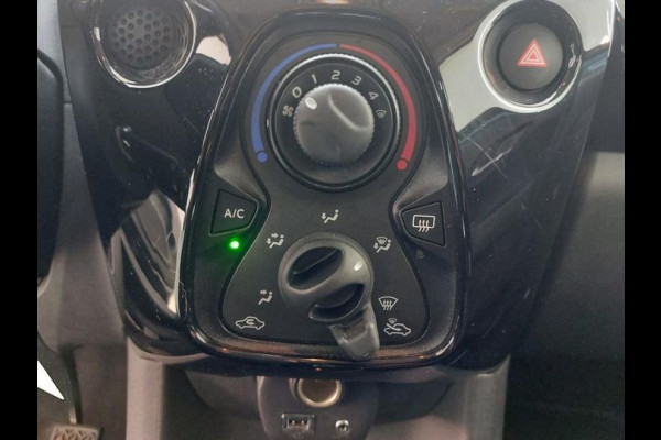 Citroën C1 1.0 VTi 68 PK | Airscape Shine | 49.000 km! | Elektrisch Vouwdak | Apple Carplay/Android Auto | *Wordt verwacht*