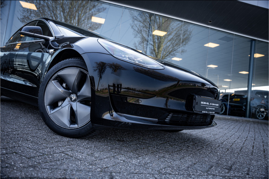 Tesla Model 3 Standard RWD Plus 60 kWh ** Autopilot ** Trekhaak