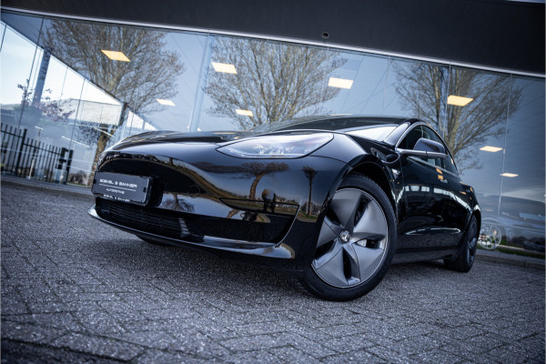 Tesla Model 3 Standard RWD Plus 60 kWh ** Autopilot ** Trekhaak