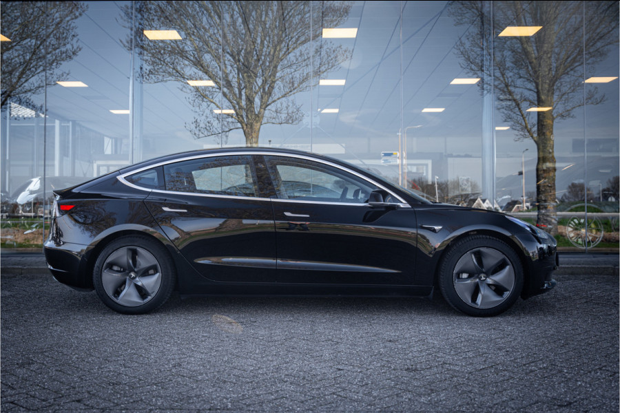 Tesla Model 3 Standard RWD Plus 60 kWh ** Autopilot ** Trekhaak