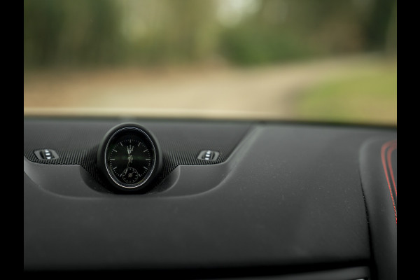 Maserati Levante 3.0 V6 Modena S AWD | Pano-dak | Harman/Kardon | Luchtvering | Carbon interieur