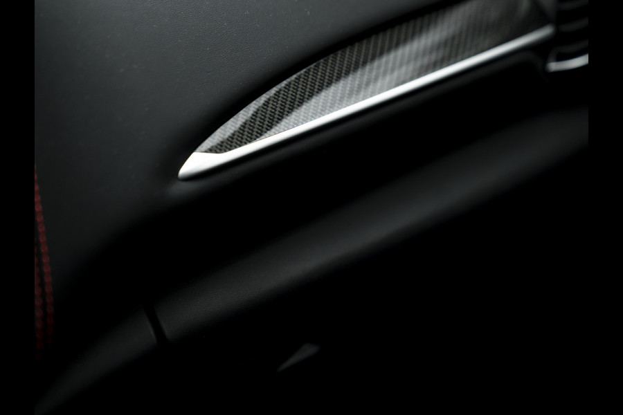 Maserati Levante 3.0 V6 Modena S AWD | Pano-dak | Harman/Kardon | Luchtvering | Carbon interieur