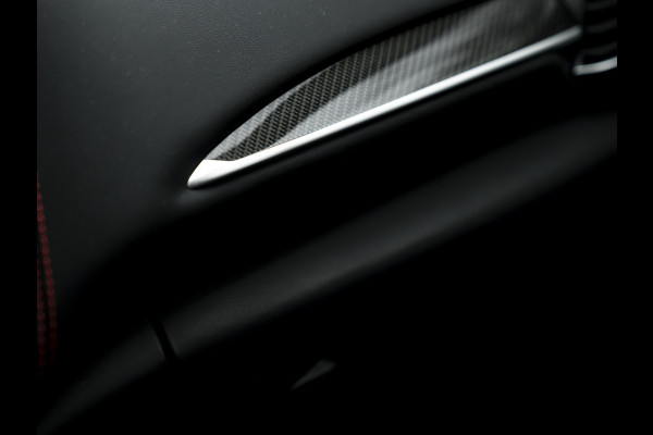 Maserati Levante 3.0 V6 Modena S AWD | Pano-dak | Harman/Kardon | Luchtvering | Carbon interieur