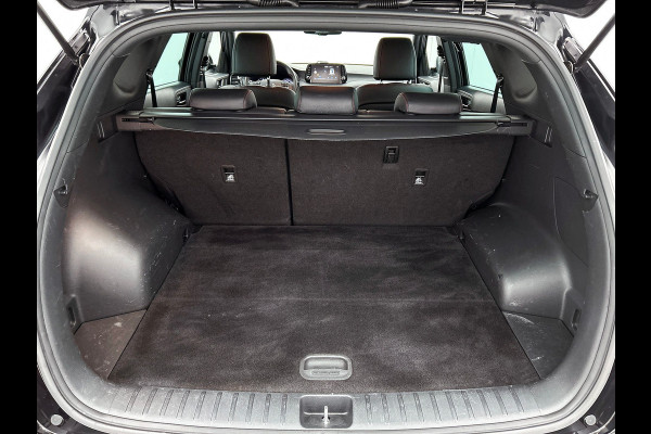 Hyundai Tucson 1.6 CRDi 136PK N-Line / Trekhaak / Navigatie / Camera / 1/2Leder / Airco-ecc./ Stoelverwarming / Apk 01-2027