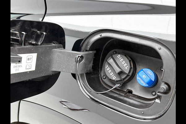 Hyundai Tucson 1.6 CRDi 136PK N-Line / Trekhaak / Navigatie / Camera / 1/2Leder / Airco-ecc./ Stoelverwarming / Apk 01-2027