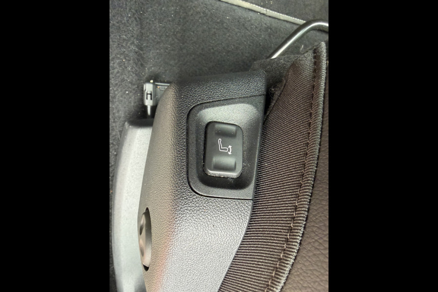 Opel Grandland X 1.2 Turbo 131 PK | Business Executive | 45.000km! |