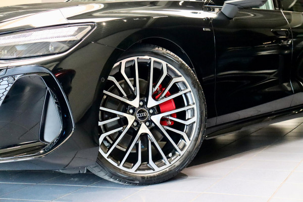 Audi A6 Avant 2.0 e-hybrid Q S ed. Competition VOL OPTIES