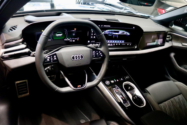 Audi A6 Avant 2.0 e-hybrid Q S ed. Competition VOL OPTIES